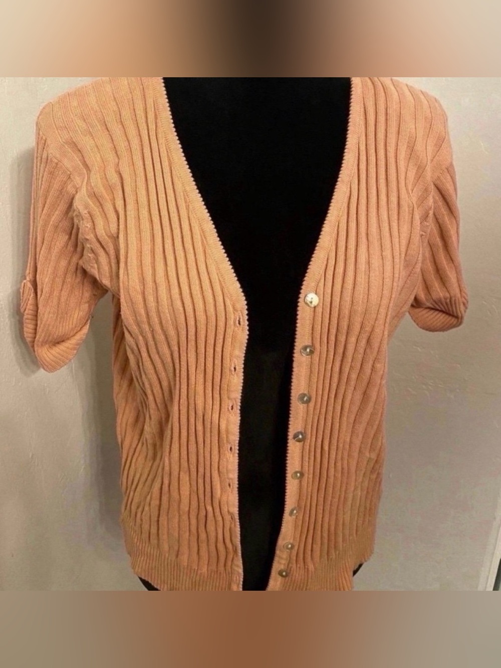 Women’s Classic Ribbed Short-Sleeve Cardigan Sweater - Peach (Size L)